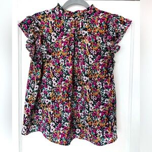 Flutter sleeve floral top